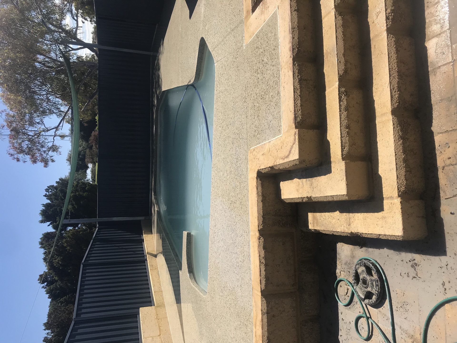 Seamless Edge Pool Coping